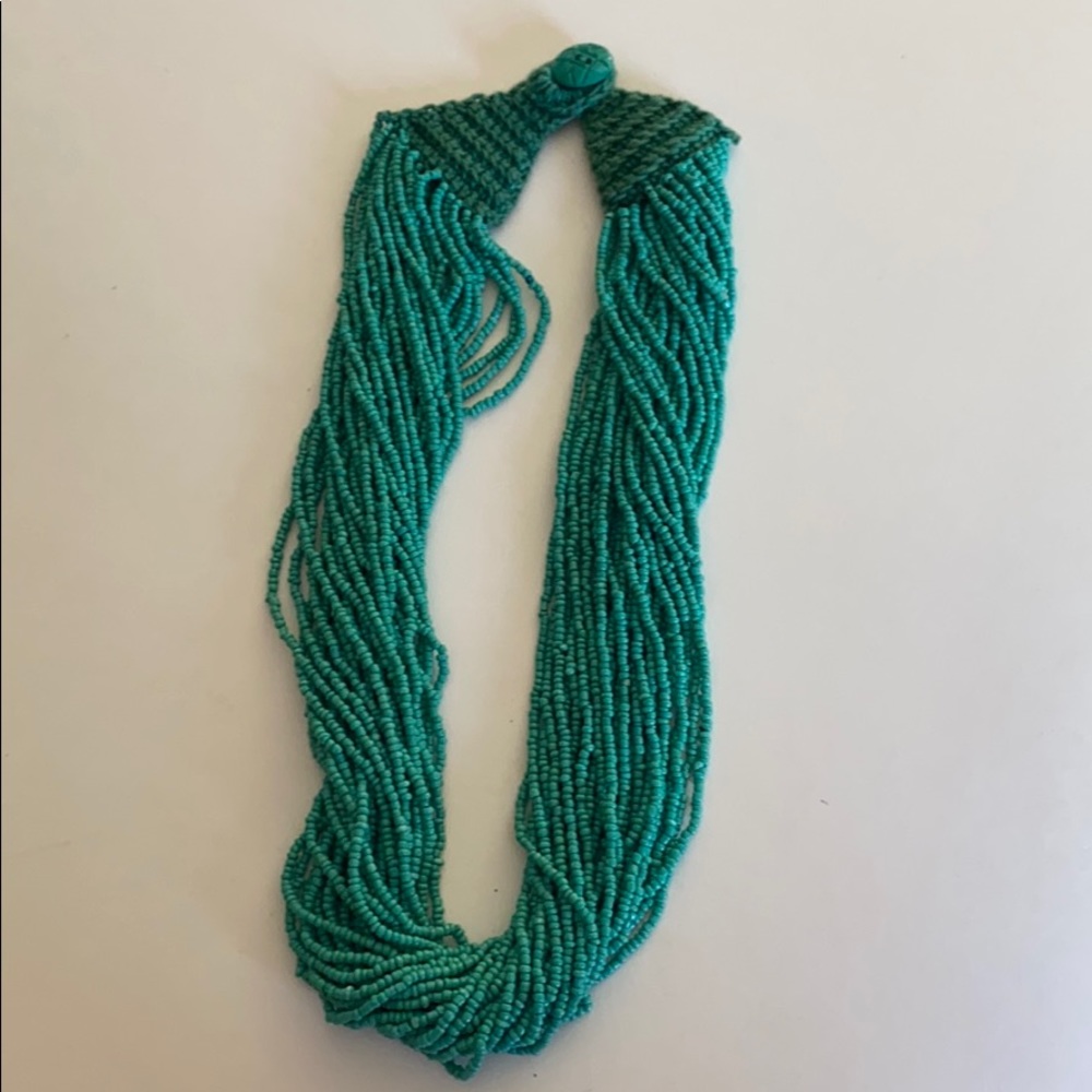 Turquoise color beaded necklace